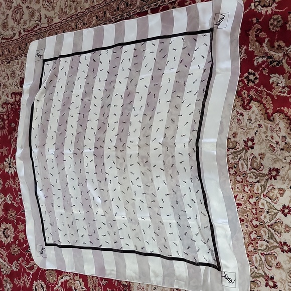 Vintage Yves Saint Laurent 100% Silk Scarf 39"×40" - Picture 7 of 11